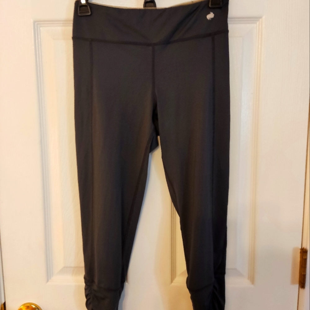 Active Wear Superfit Women's Yoga Pants Leggings Capri Size S Gray